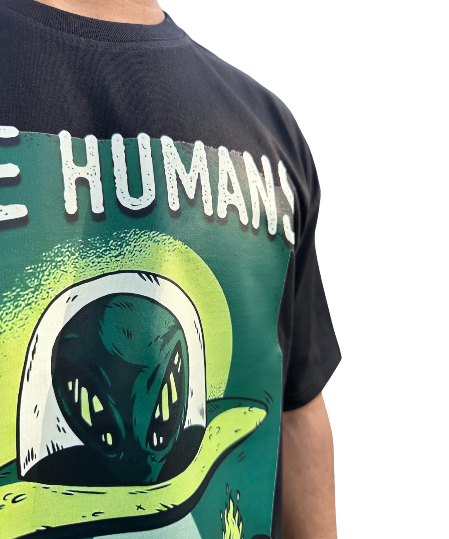 Alien Graphic Printed Oversized T-Shirt – “I See Humans But No Humanity” Unisex Black Tee Mythira Fashion