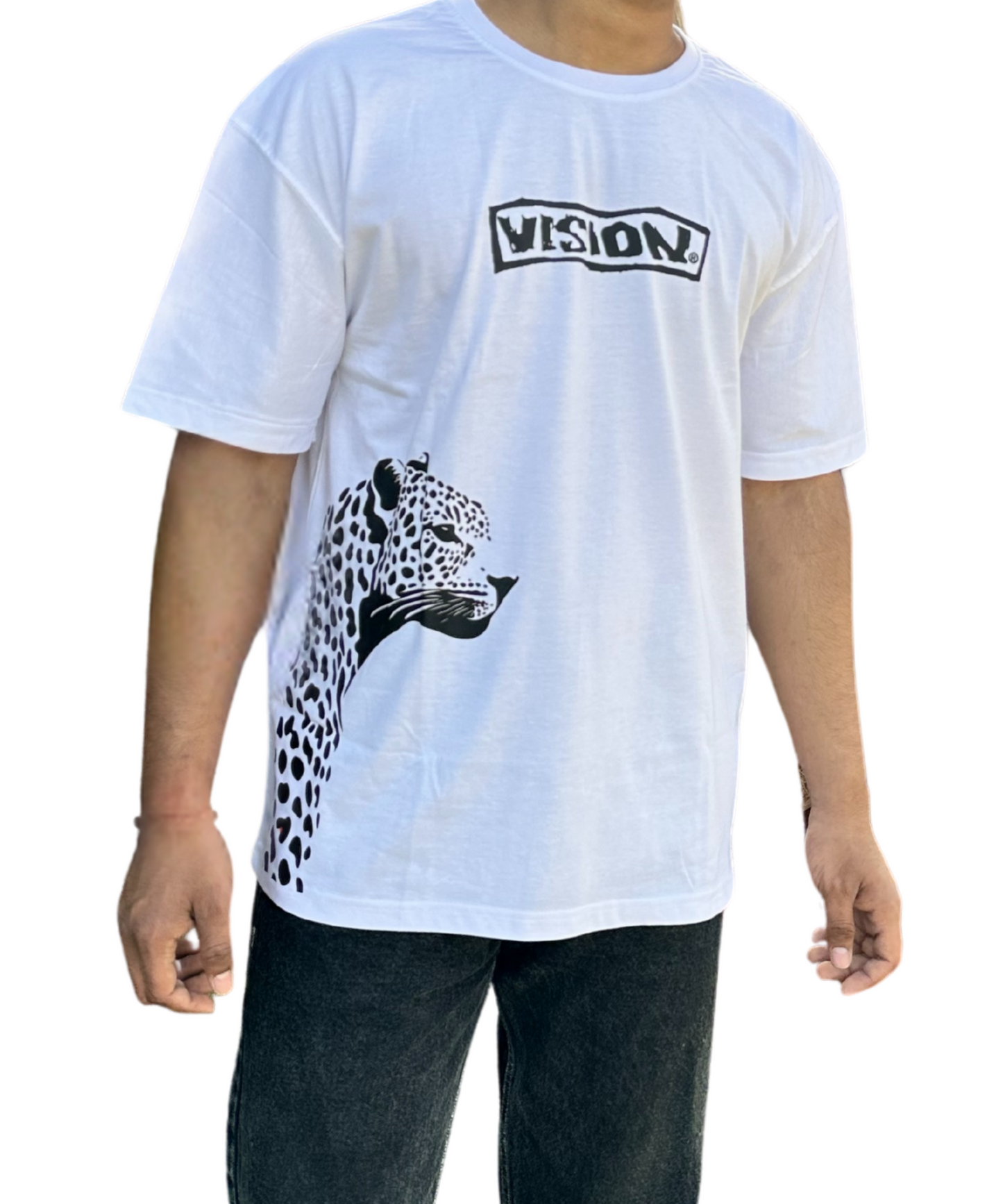 Visionary Wild Look Oversized White T-Shirt for Men – Cheetah Graphic Print